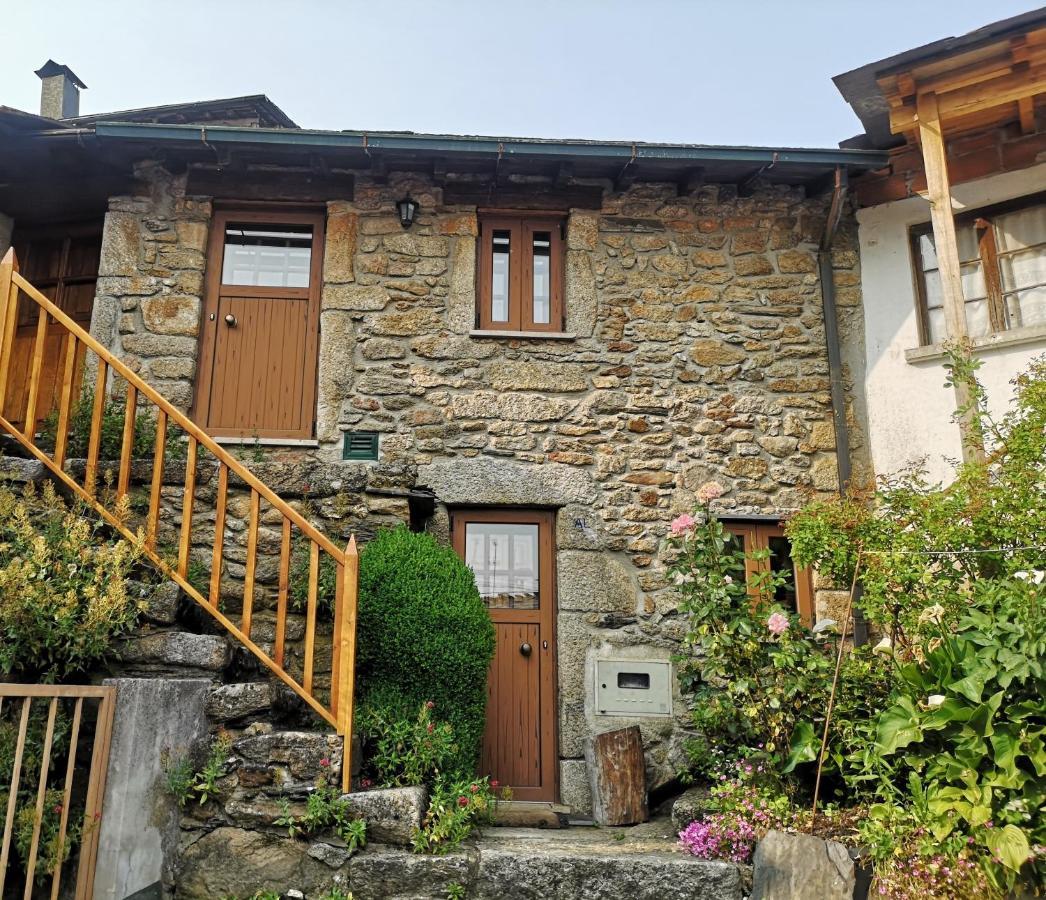 Toca Do Esquilo - Montesinho Villa Montezinho Екстериор снимка